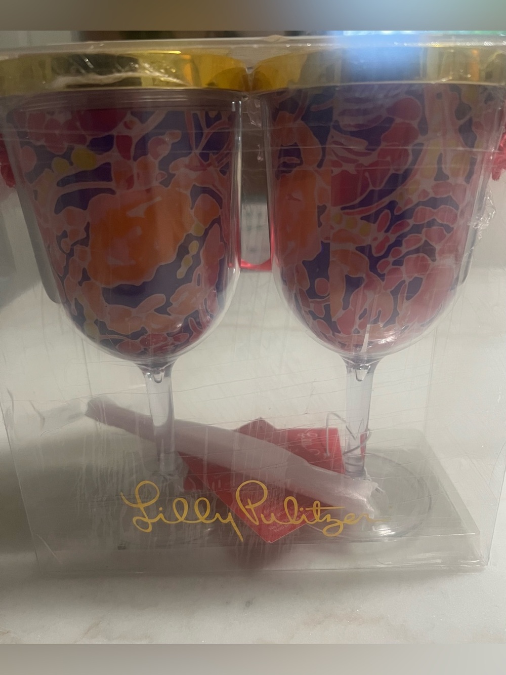 Lily Pulitzer Acrylic Catch And Release Sip Sip Wine Glasses Gold Lids Straw New